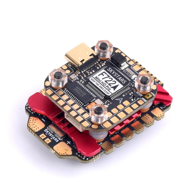 Skystars F722fc &am32 55a 4w1  – Foxeer Reaper F4 128K 65A Esc recenzja i cena